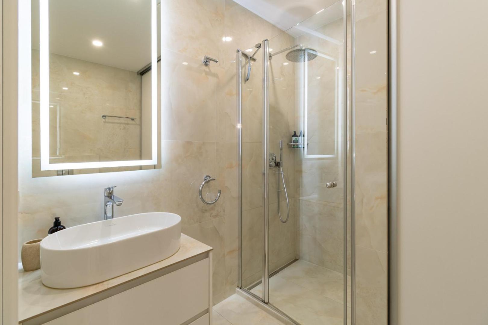 Luxury Central Apartment In Putvinskio Street Kaunas Eksteriør billede